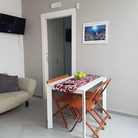 Glamour Aparthotel *