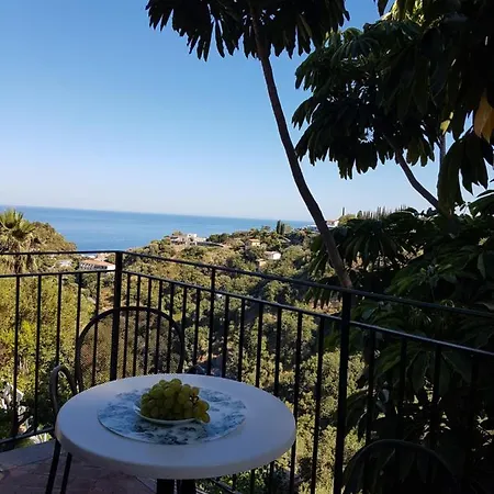 Glamour Aparthotel Taormina